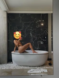 Amanda novinha acompanhante em Ponta Grossa